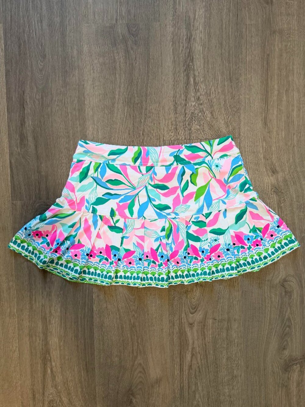 NWT/NWOT Lilly Pulitzer 4-Piece Set (Luxletic Skort Size M & Accessories) PWP - Picture 4 of 12